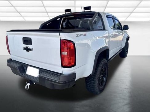 Used 2018 Chevrolet Colorado ZR2 w/ ZR2 Dusk Special Edition AWD/4WD image 2