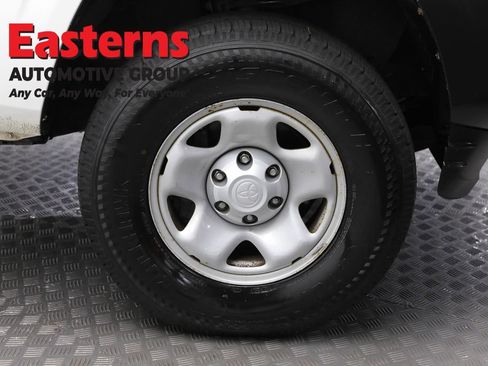 Used 2020 Toyota Tacoma SR RWD image 29