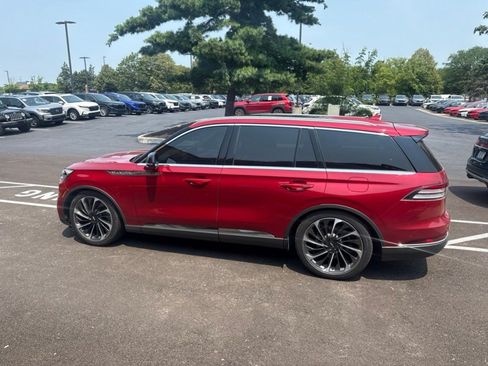 Used 2020 Lincoln Aviator Reserve w/ Equipment Group 202A AWD/4WD image 11