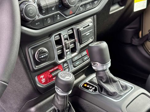 New 2026 Jeep Gladiator Rubicon image 27