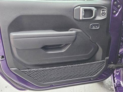 New 2026 Jeep Gladiator Sport image 18