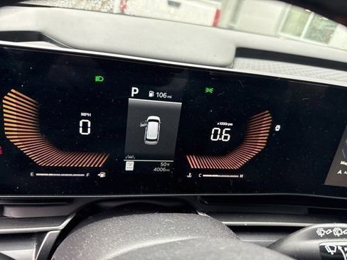 Used 2026 Kia Carnival image 7