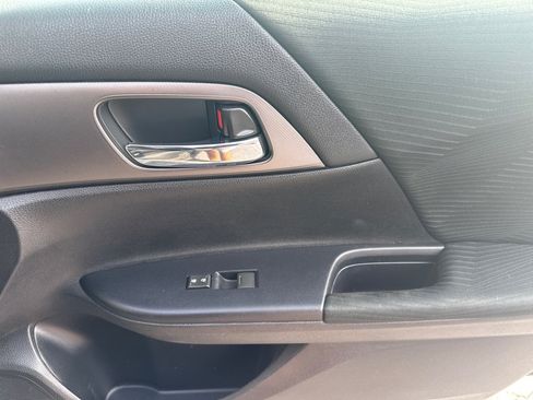 Used 2014 Honda Accord LX image 12