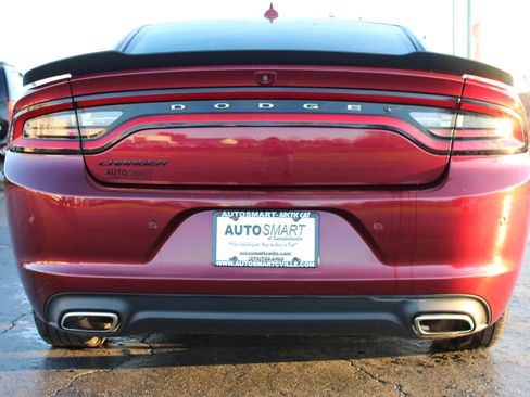 Used 2018 Dodge Charger SXT Plus w/ Blacktop Package image 5