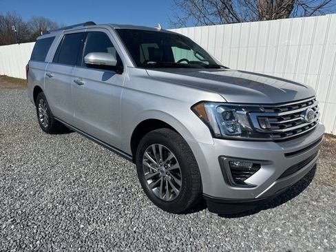 Used 2018 Ford Expedition Max Limited image 4