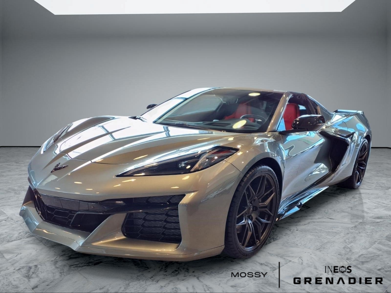 Used 2023 Chevrolet Corvette Z06 w/ Stealth Interior Trim Package RWD image 4