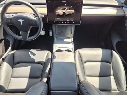 Used 2023 Tesla Model Y Performance AWD/4WD image 12