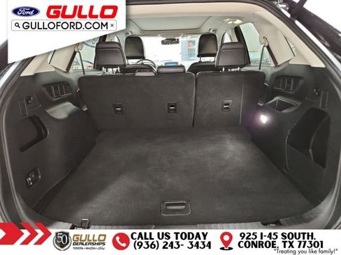 Used 2021 Ford Edge SEL w/ Convenience Package image 11