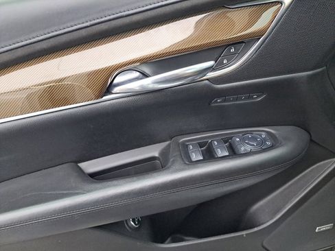 Used 2017 Cadillac XT5 Platinum image 30