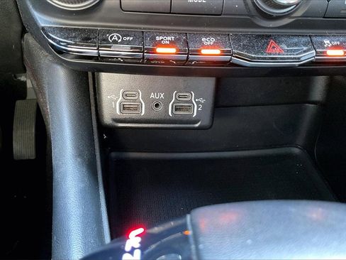 Used 2024 Dodge Durango GT image 16