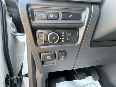 Used 2022 Ford F150 Raptor w/ Raptor 37 Performance Package AWD/4WD image 11