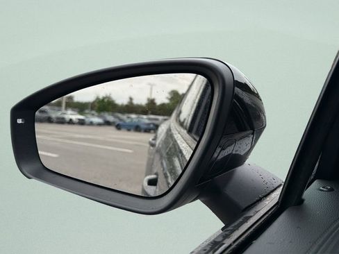 New 2026 Volkswagen Tiguan SE R-Line FWD image 35