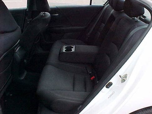 Used 2014 Honda Accord Sport image 15