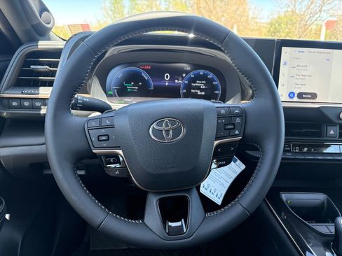 New 2026 Toyota Crown Signia image 23