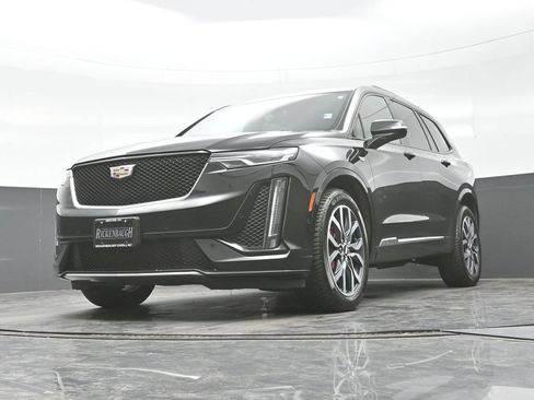Certified 2023 Cadillac XT6 Sport w/ Technology Package AWD/4WD image 21