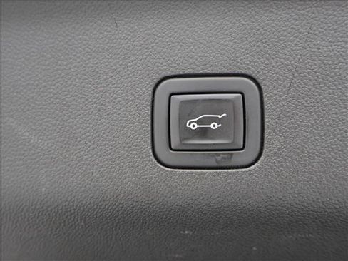 Used 2023 GMC Yukon Denali w/ Max Trailering Package AWD/4WD image 7