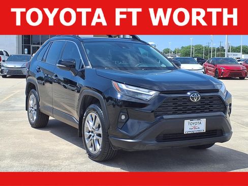 Used 2023 Toyota RAV4 XLE Premium FWD image 1