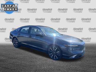 Used 2023 Honda Accord Touring video 2