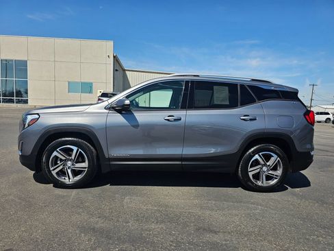 Used 2019 GMC Terrain SLT w/ Preferred Package AWD/4WD image 3