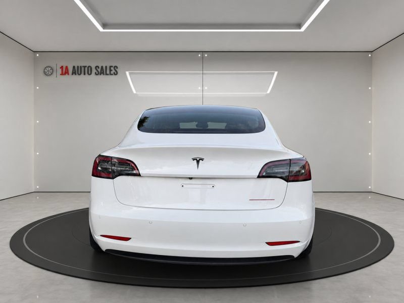 Used 2020 Tesla Model 3 Performance AWD/4WD image 4