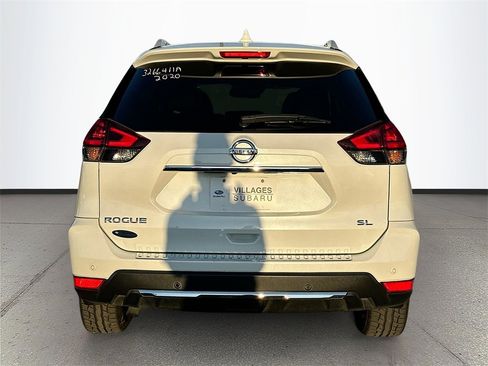 Used 2020 Nissan Rogue SL image 6