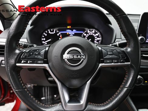 Used 2023 Nissan Altima 2.5 SR AWD/4WD image 10