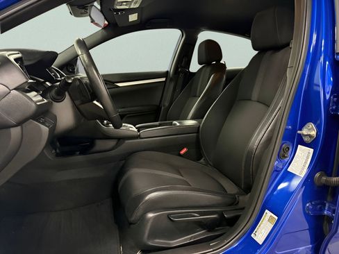 Used 2019 Honda Civic Sport image 17