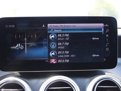 Used 2021 Mercedes-Benz C 300 Sedan image 22
