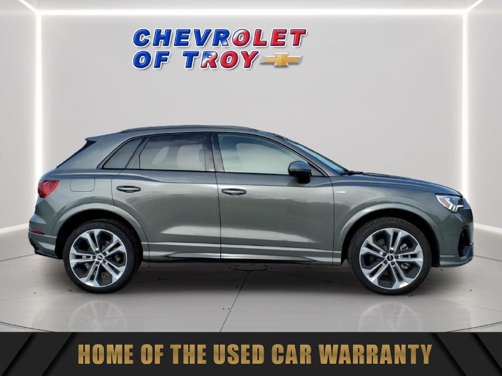 Used 2022 Audi Q3 2.0T Premium Plus AWD/4WD image 10