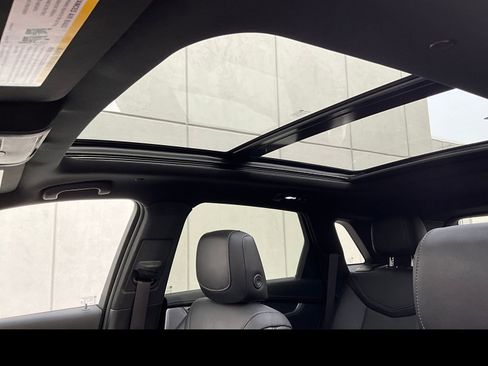 Certified 2022 Cadillac XT5 Premium Luxury AWD/4WD image 26