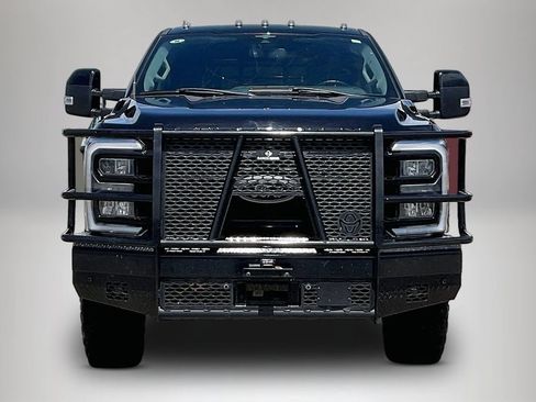 Used 2023 Ford F350 Lariat w/ Lariat Ultimate Package AWD/4WD image 3