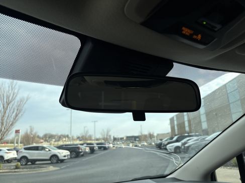 Used 2024 Toyota Corolla LE image 27