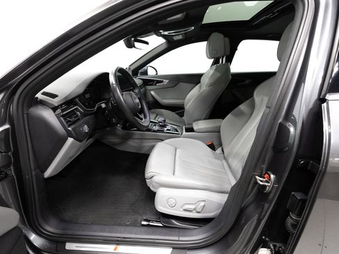 Used 2022 Audi A4 2.0T Premium Plus image 4