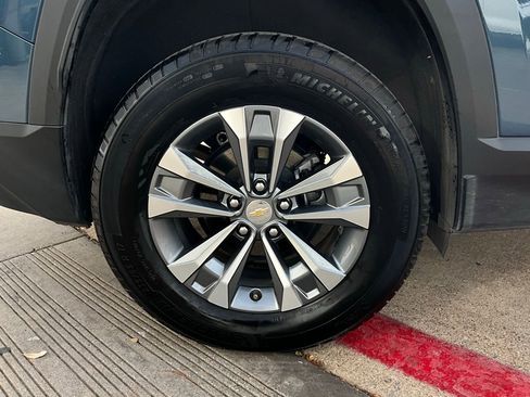 Used 2025 Chevrolet Equinox LT image 9