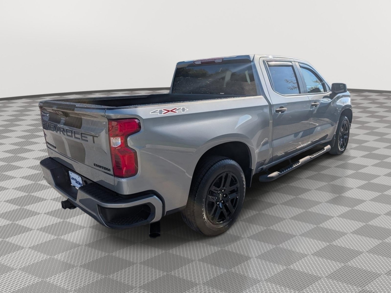 Used 2023 Chevrolet Silverado 1500 Custom w/ Rally Edition AWD/4WD image 5