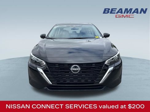 Used 2025 Nissan Sentra SV FWD image 2