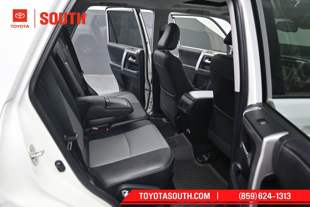 Used 2023 Toyota 4Runner SR5 Premium w/ Moonroof Package RWD image 30