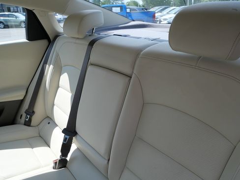 Used 2022 Chevrolet Malibu Premier FWD image 25