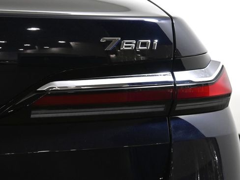 Certified 2024 BMW 760i xDrive AWD/4WD image 13
