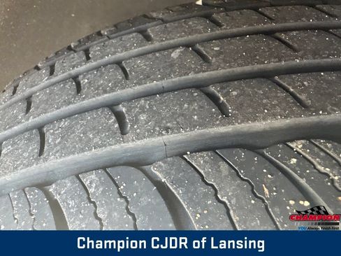 Used 2023 Chevrolet Equinox LS AWD/4WD image 33