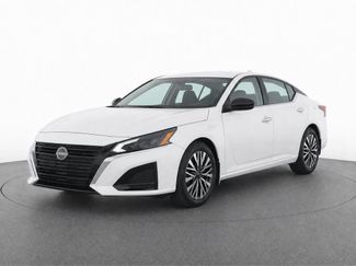Used 2025 Nissan Altima 2.5 SV FWD video 1