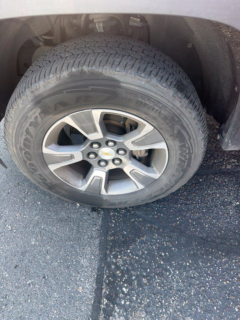 Used 2015 Chevrolet Colorado Z71 RWD image 8