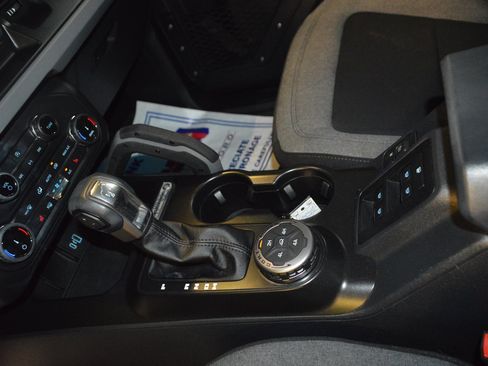 Used 2022 Ford Bronco Big Bend w/ Sasquatch Package AWD/4WD image 20