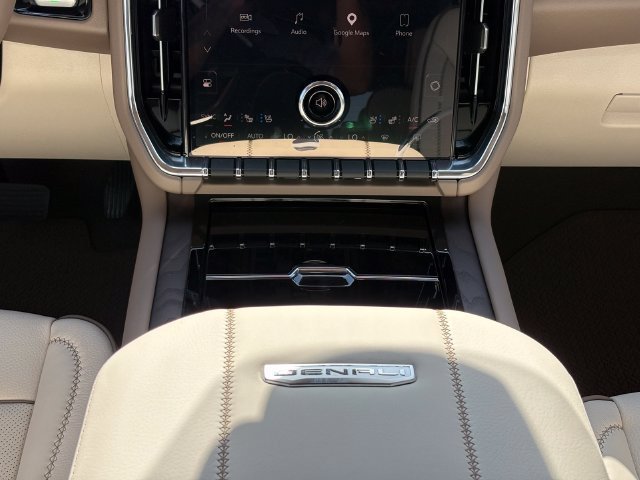 New 2026 GMC Yukon Denali w/ Denali Reserve Package AWD/4WD image 20