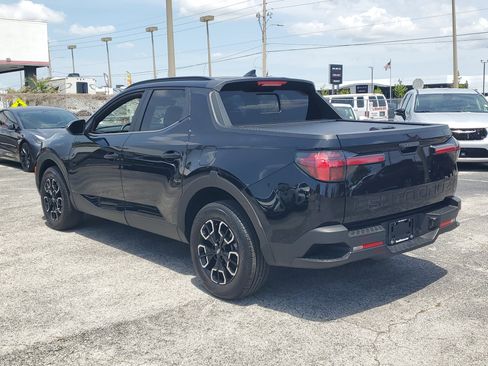 Used 2022 Hyundai Santa Cruz SEL w/ Activity Package FWD image 6