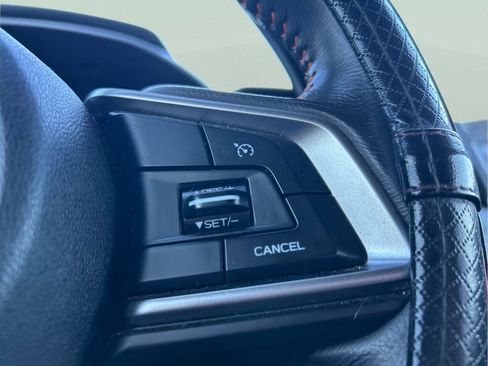 Used 2019 Subaru Crosstrek 2.0i Premium AWD/4WD image 15