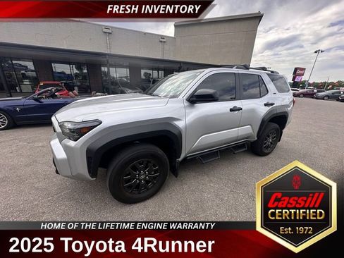 Used 2025 Toyota 4Runner SR5 AWD/4WD image 1