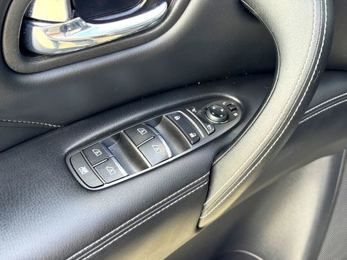 Used 2024 INFINITI QX80 Luxe image 17