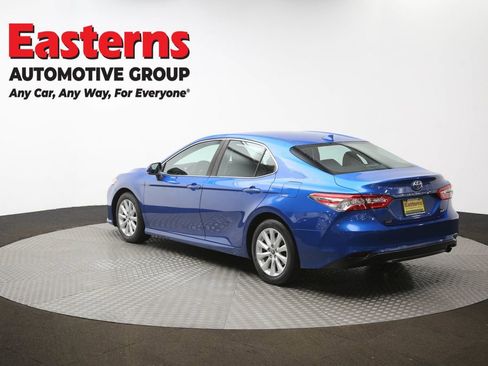 Used 2019 Toyota Camry LE image 63