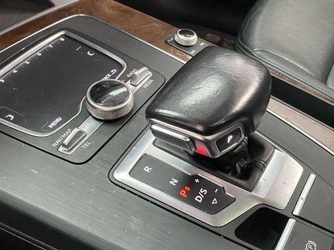 Used 2018 Audi Q5 2.0T Premium Plus w/ Premium Plus Package image 27